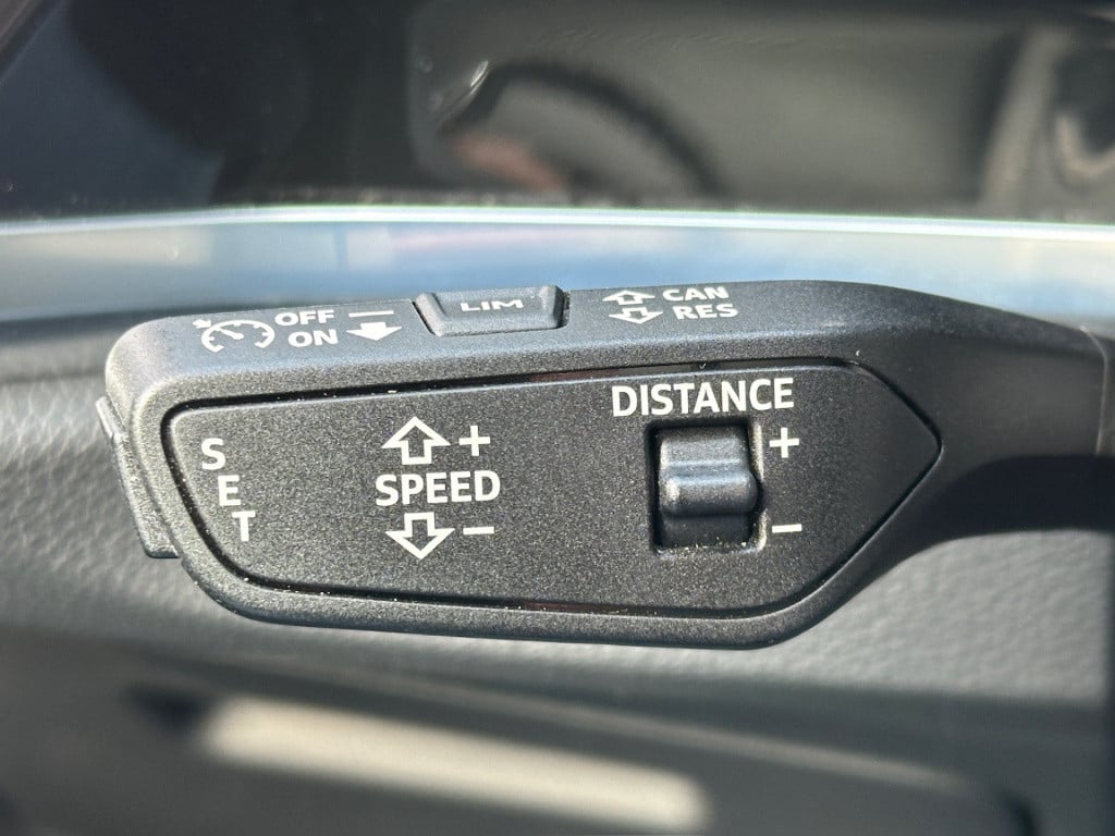 Audi Q3 45 tfsi e 245pk advanced | trekhaak | dode hoek | elek. klep | rijk