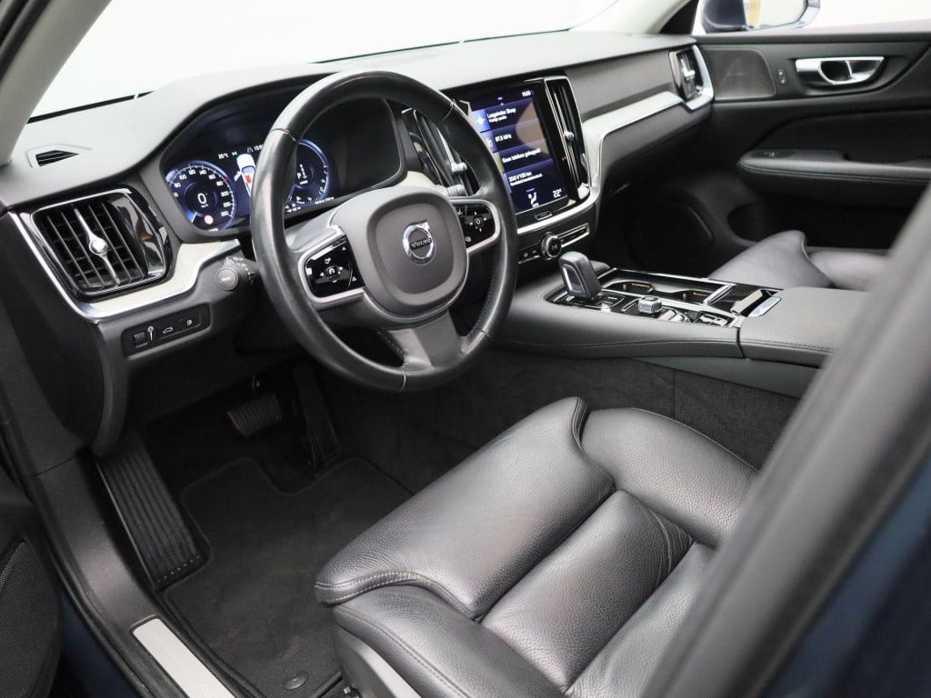 Volvo V60 2.0 t6 recharge awd inscription | automaat | lmv | trekhaak | led