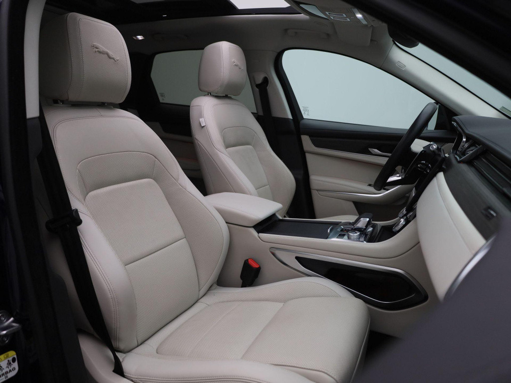 Jaguar F-pace 2.0 p400e phev r-dynamic s | automaat | navigatie | apple car