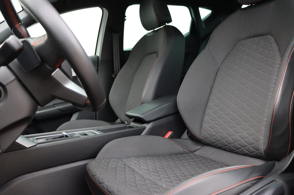 Seat Leon 1.5 etsi fr launch edition dsg7 150pk