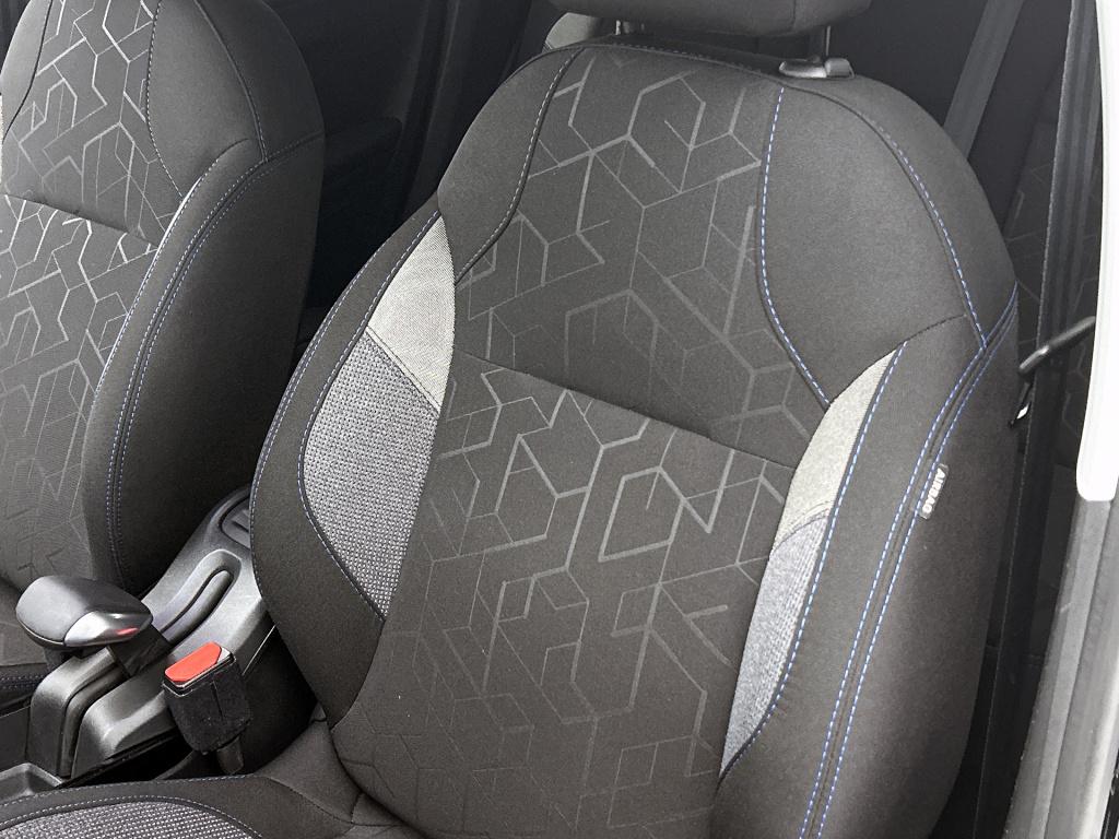 Peugeot 2008 110 pk signature | rijklaar | navigatie | parkeersensoren | lm