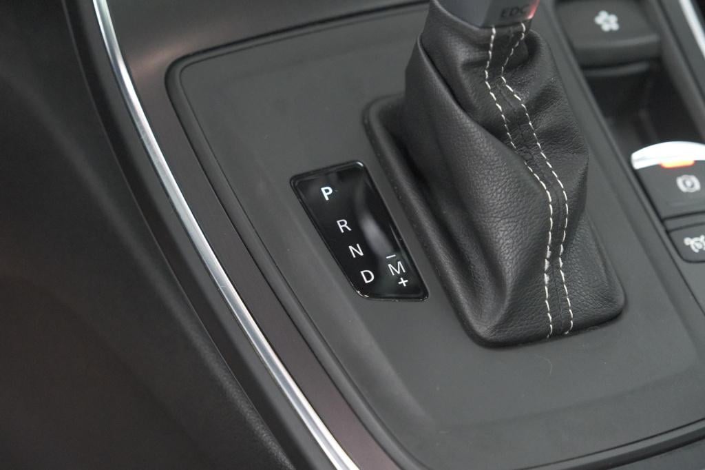 Renault Scenic tce 140 edc black edition | trekhaak | panoramadak | adaptie