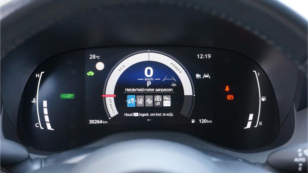 Toyota Yaris Cross 1.5 hybrid 115 dynamic rijklaar incl garantie