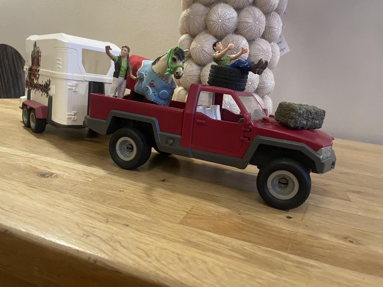 Schleich jeep trailer bestuurder