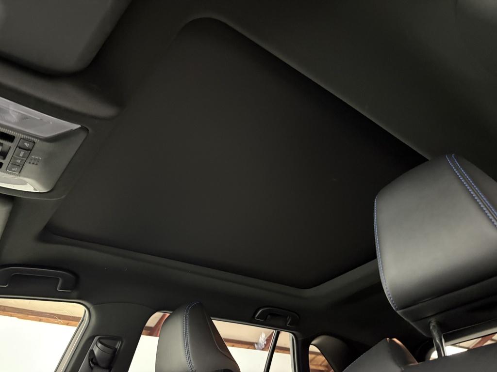 Toyota Rav4 2.5 hybrid awd bi-tone | innovation-pakket | trekhaak | panodak