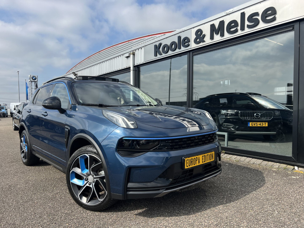 Lynk & Co 01 1.5 261pk plug in hybrid , panodak , 360 camera