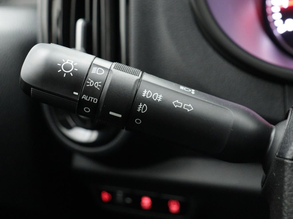 Kia Picanto 1.0 dpi dynamicplusline navigatie | parkeercamera | lichtmetale