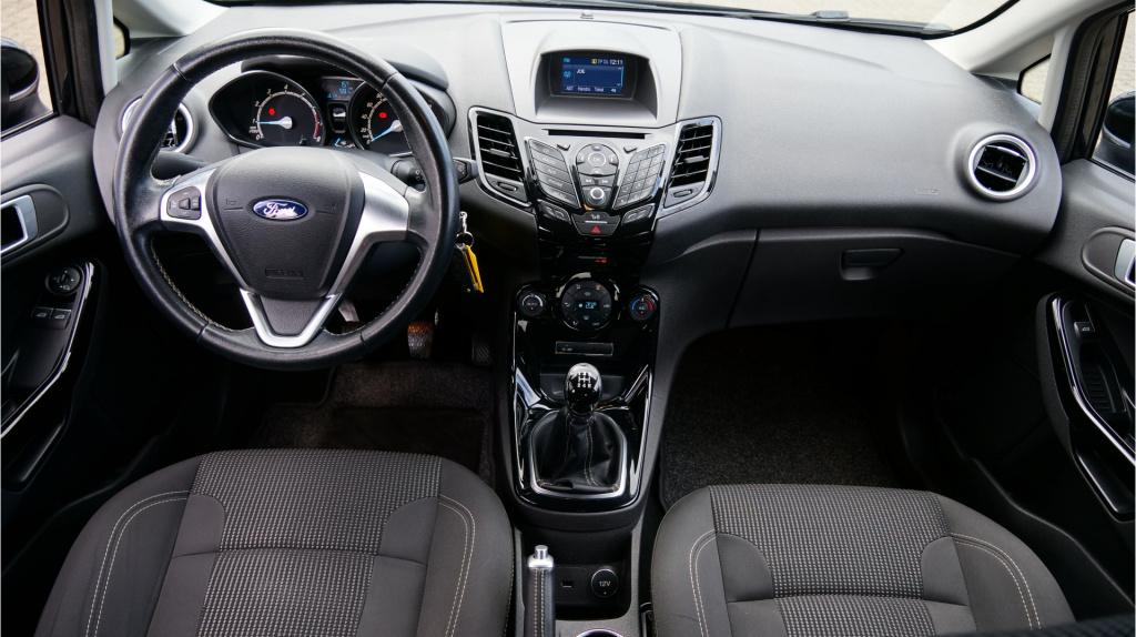 Ford Fiesta 1.0 titanium rijklaar incl garantie