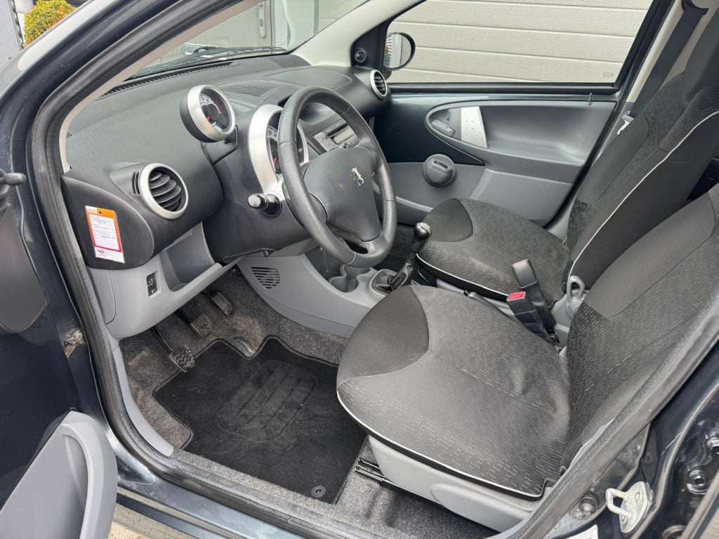 Peugeot 107 1.0-12v sportium/1e eigenaar/airco/schuifdak