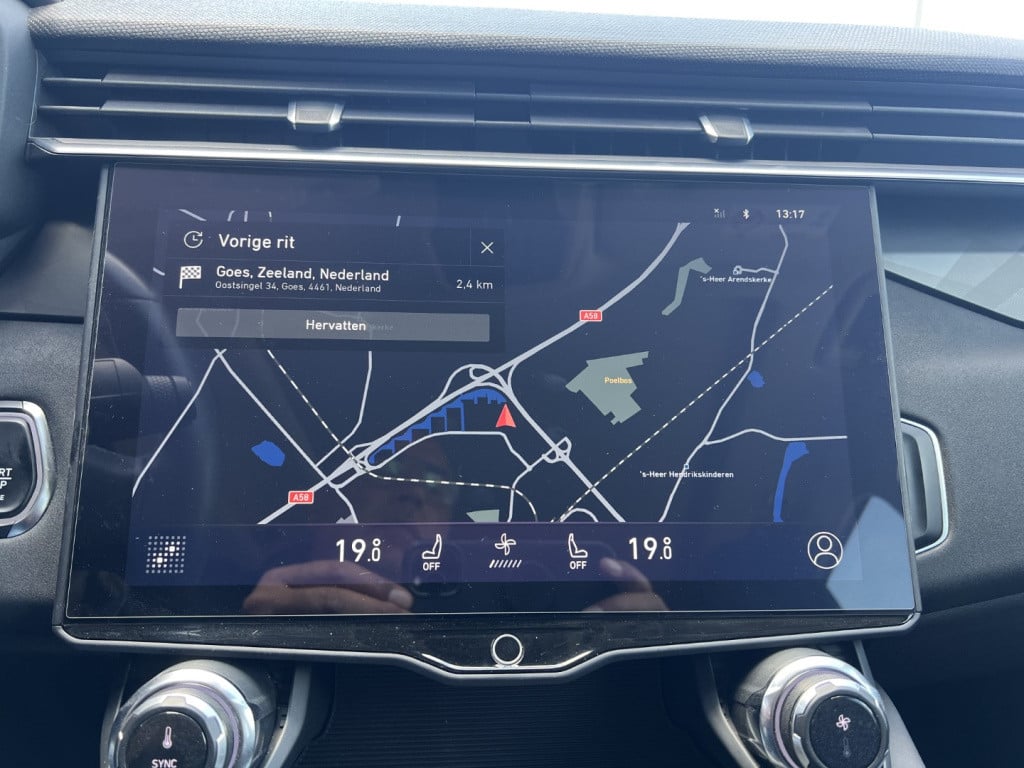 Lynk & Co 01 1.5 261pk plug in hybrid , panodak , carplay