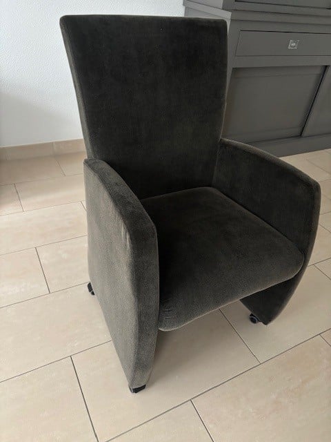 6 eetkamerstoelen op wielen