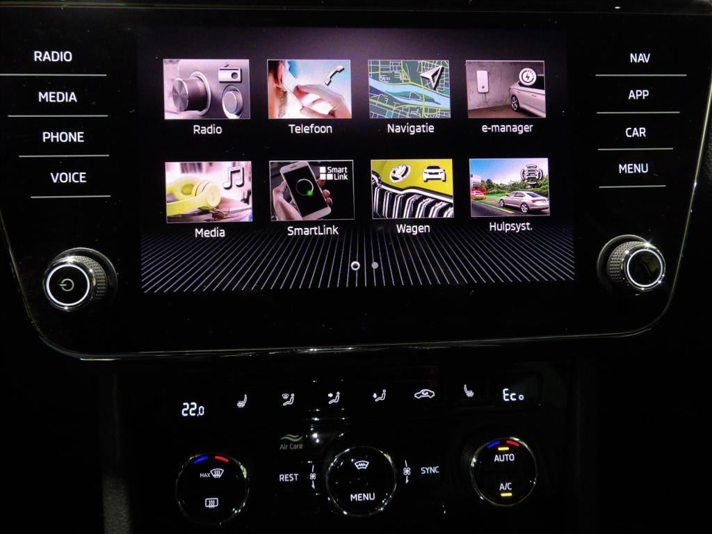 Skoda Superb combi 1.4 tsi phev 217pk dsg l&k