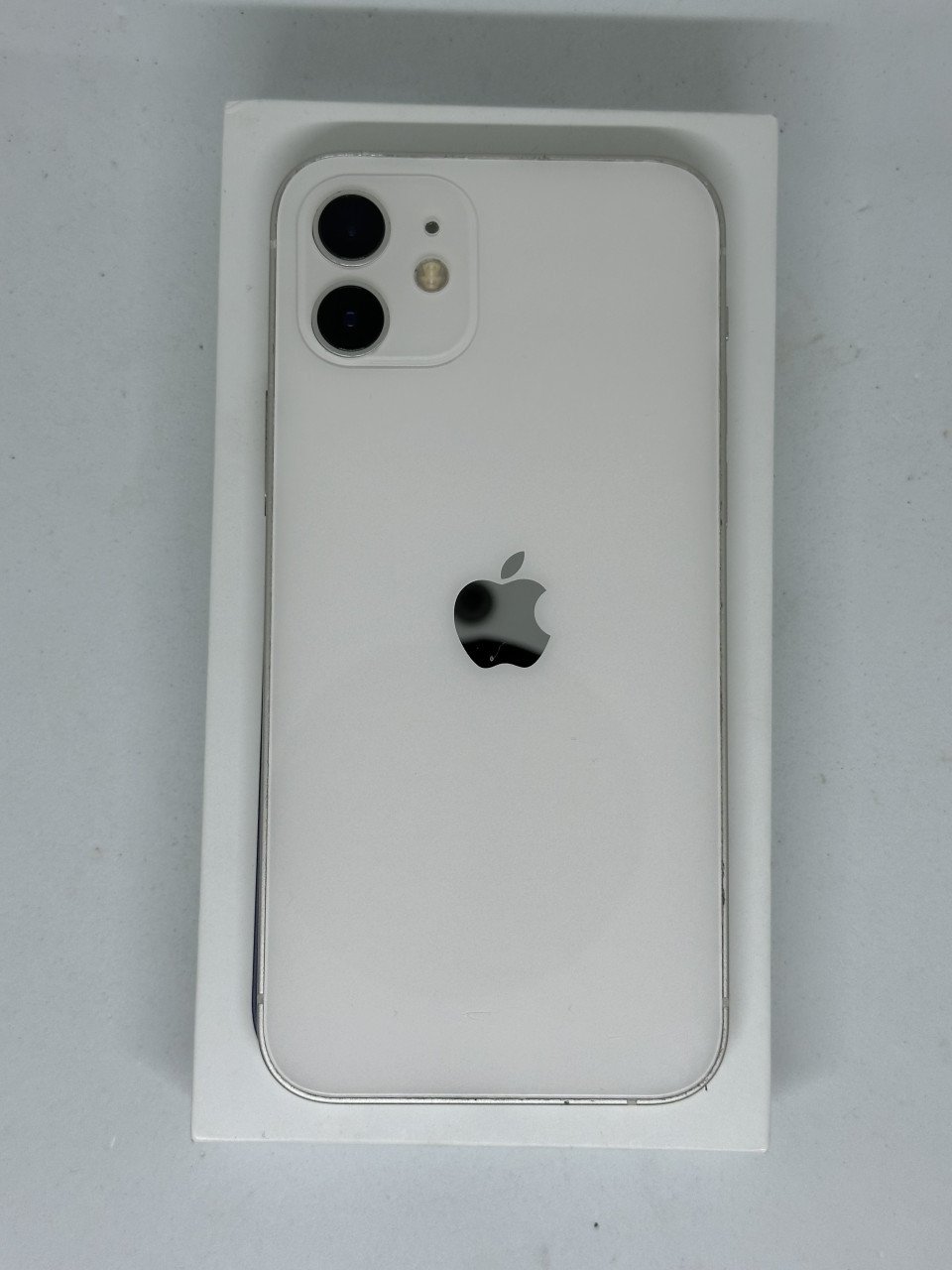 IPhone 12  Wit  64GB