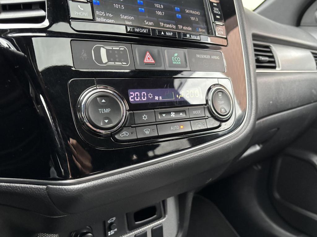 Mitsubishi Outlander 2.0 phev s-edition afneembare trekhaak!