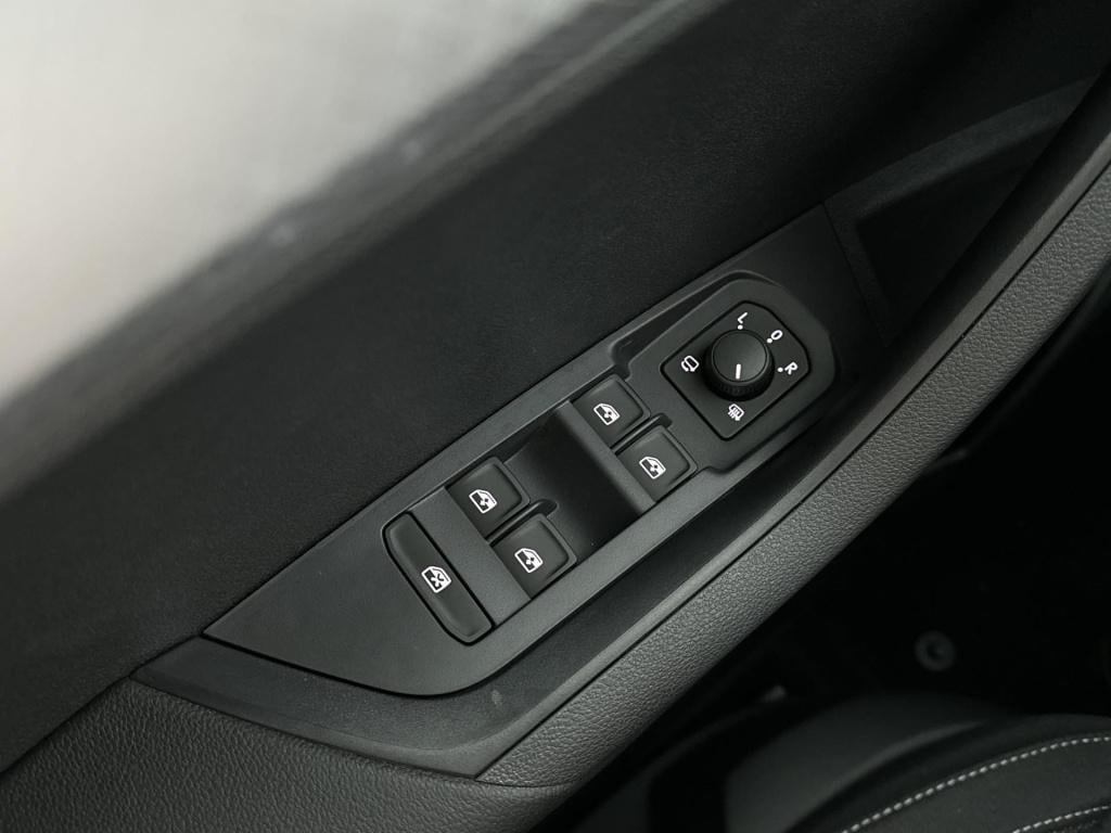 Skoda Karoq 1.5 tsi act business edition 150pk