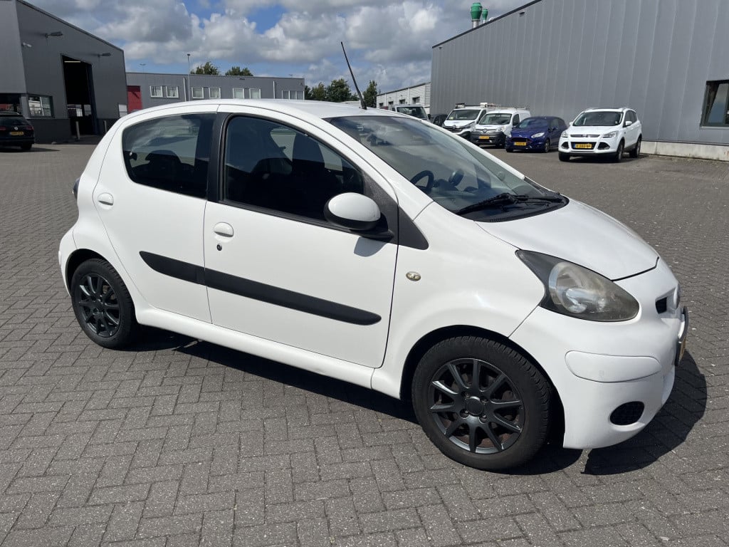 Toyota Aygo 1.0-12v comfort