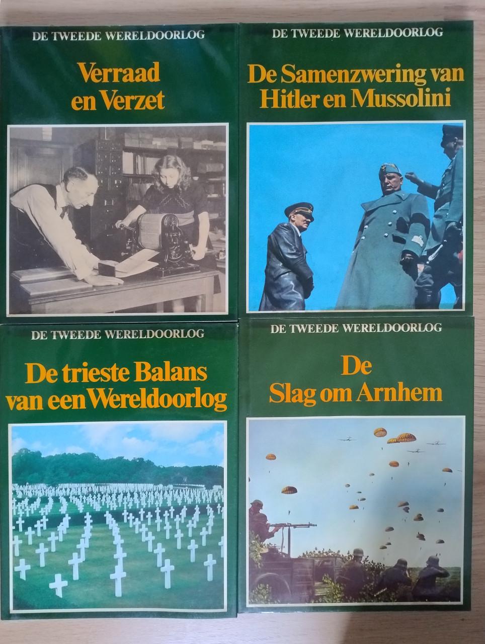 Complete serie boeken (25 delen) over de Tweede Wereld Oorlog