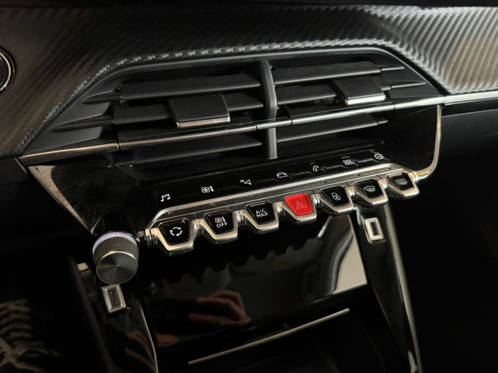 Peugeot 2008 1.2 puretech allure pack