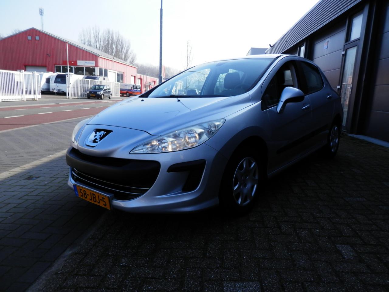 Auto Garant Biedt Aan: Peugeot 308 1.6 VTi X-Line