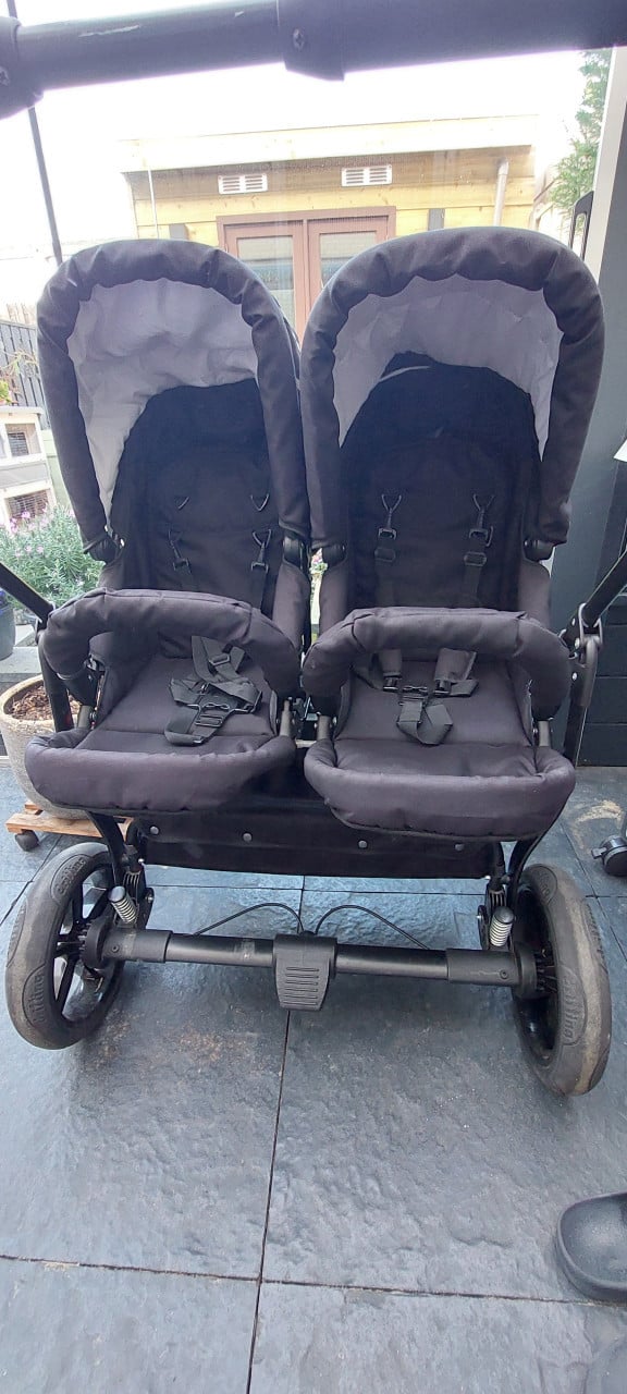 Dubbele kinderwagen