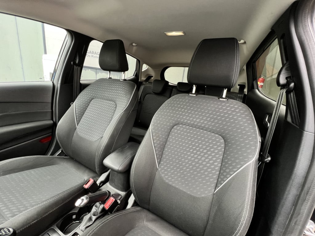 Ford Fiesta 1.0 ecoboost titanium | apple/ android carplay | st - velgen | 