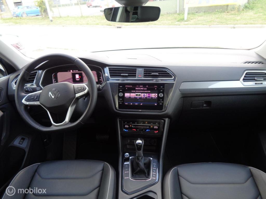 Volkswagen Tiguan 1.5 tsi elegance/airco/navi/panorama/virtual/vol leer/mem
