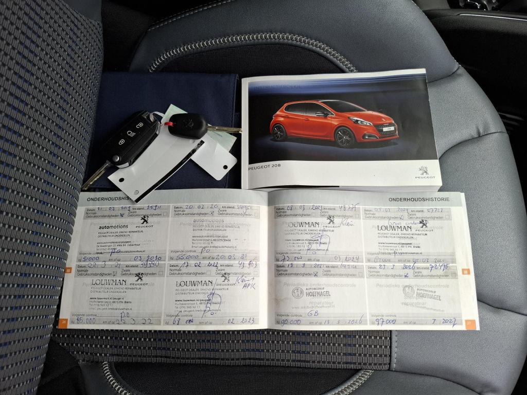 Peugeot 208 110 allure automaat eat6 nav/clima/camv