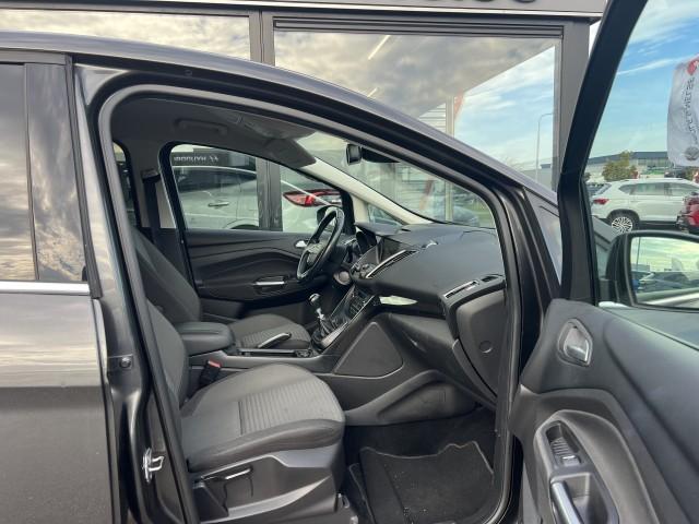 Ford C-max 1.0 ecoboost 125pk titanium , trekhaak , voorruitverwarming