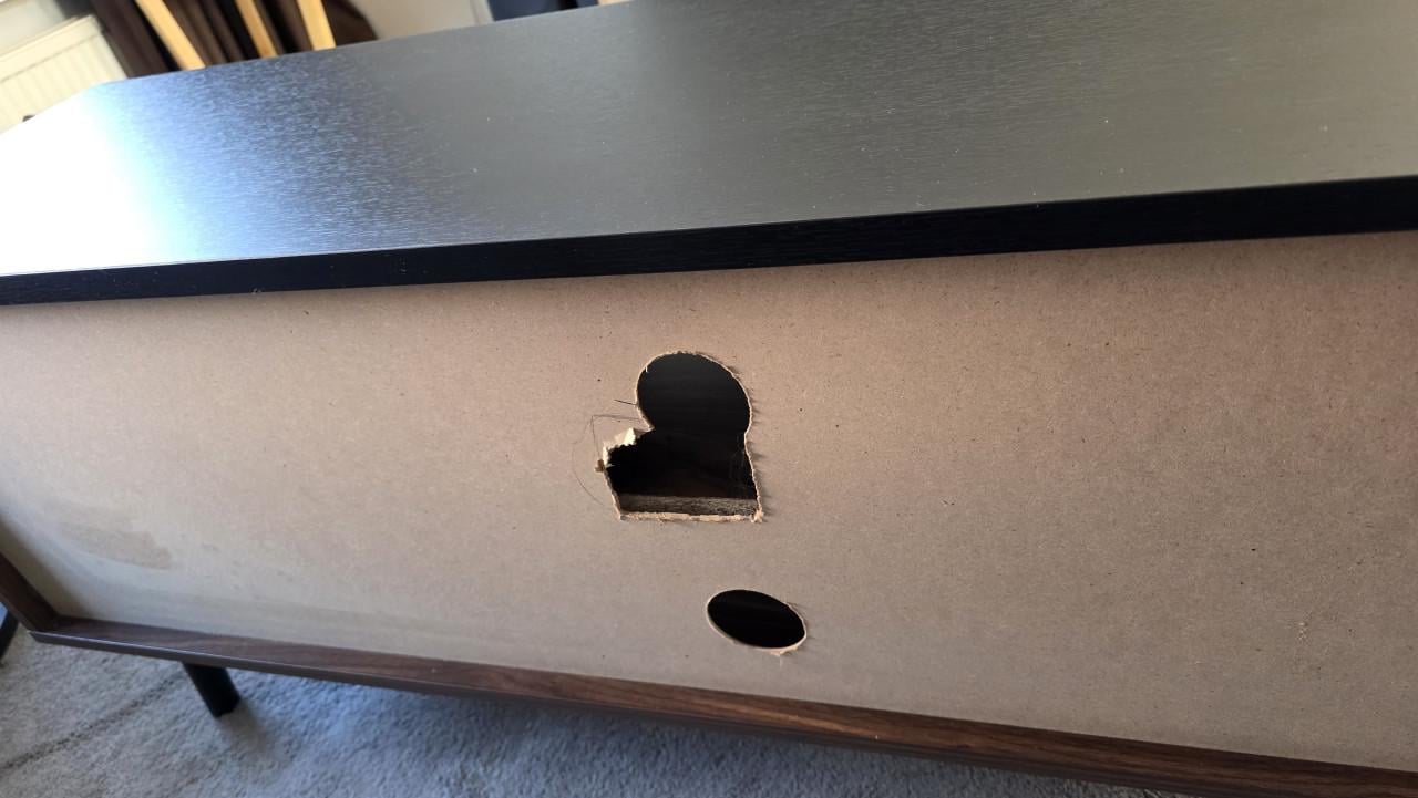 Te koop: Perth TV-meubel donkere houtkleur-MDF 140cm breed