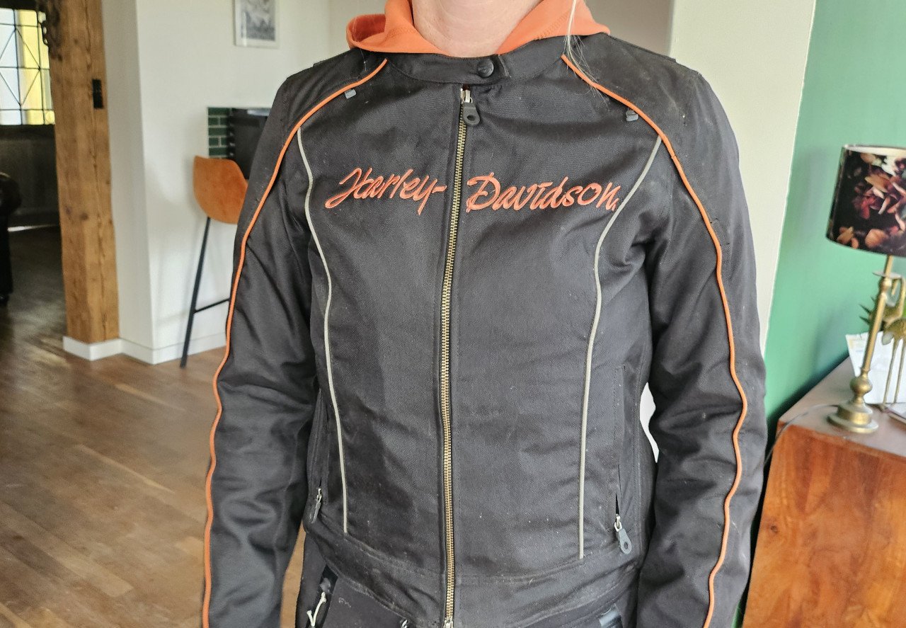 Motorjas  en handschoenen dames Harley Davidson
