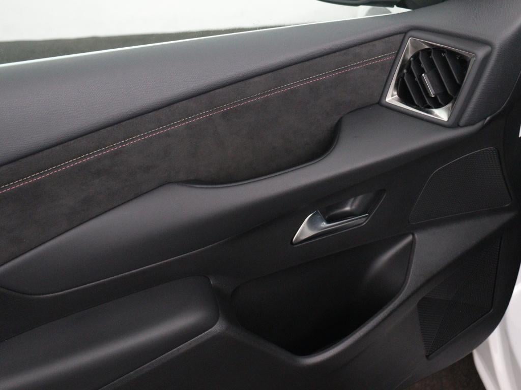 Ds Ds 3 e-tense performance line 54 kwh | achteruitrijcamera | draadloos ap