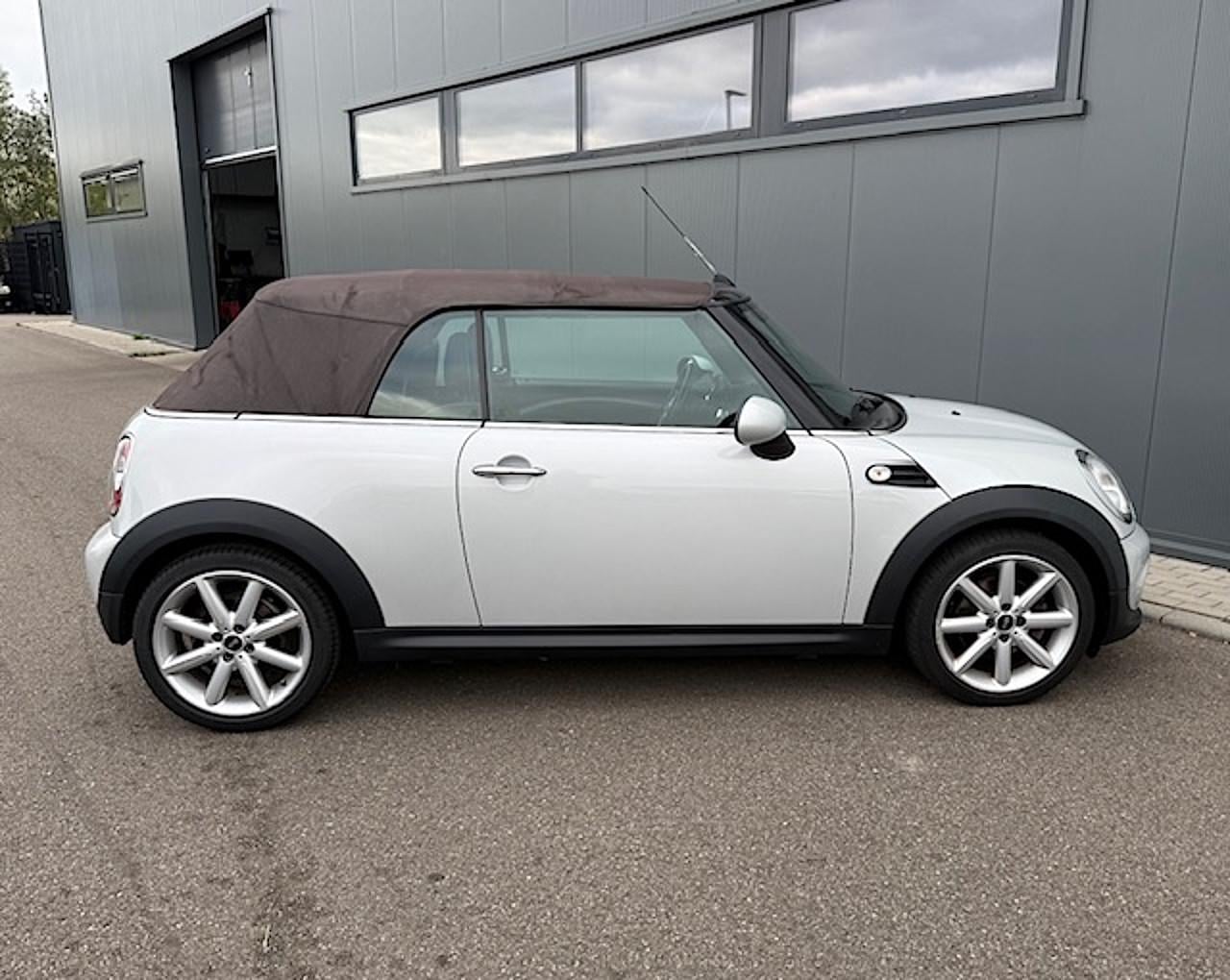 Mini Cooper Cabrio