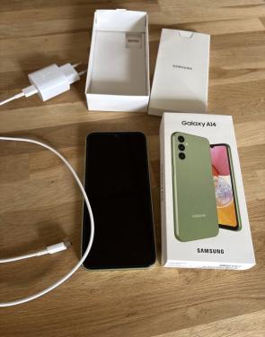 Samsung Galaxy A14 64GB groen - nauwelijks gebruikt