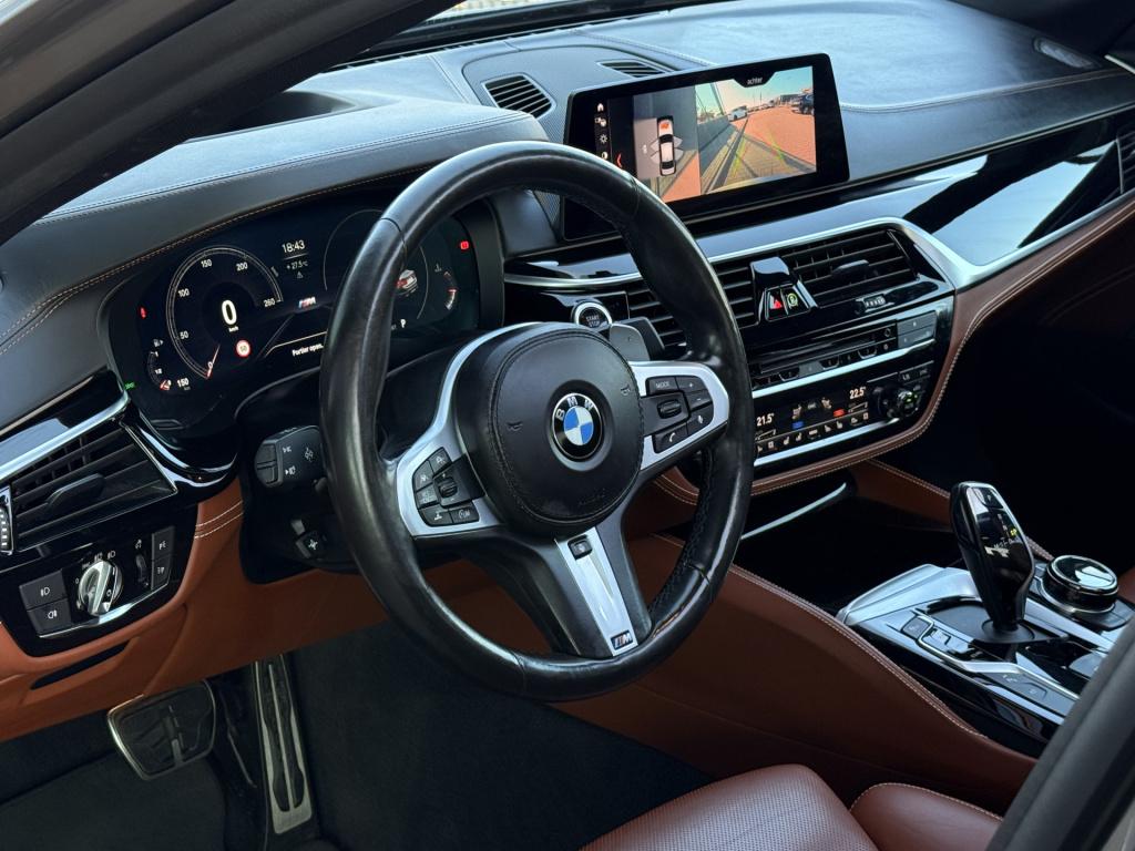BMW 5 Serie 540i xdrive high executive m-sport | acc | leder | harman / kar
