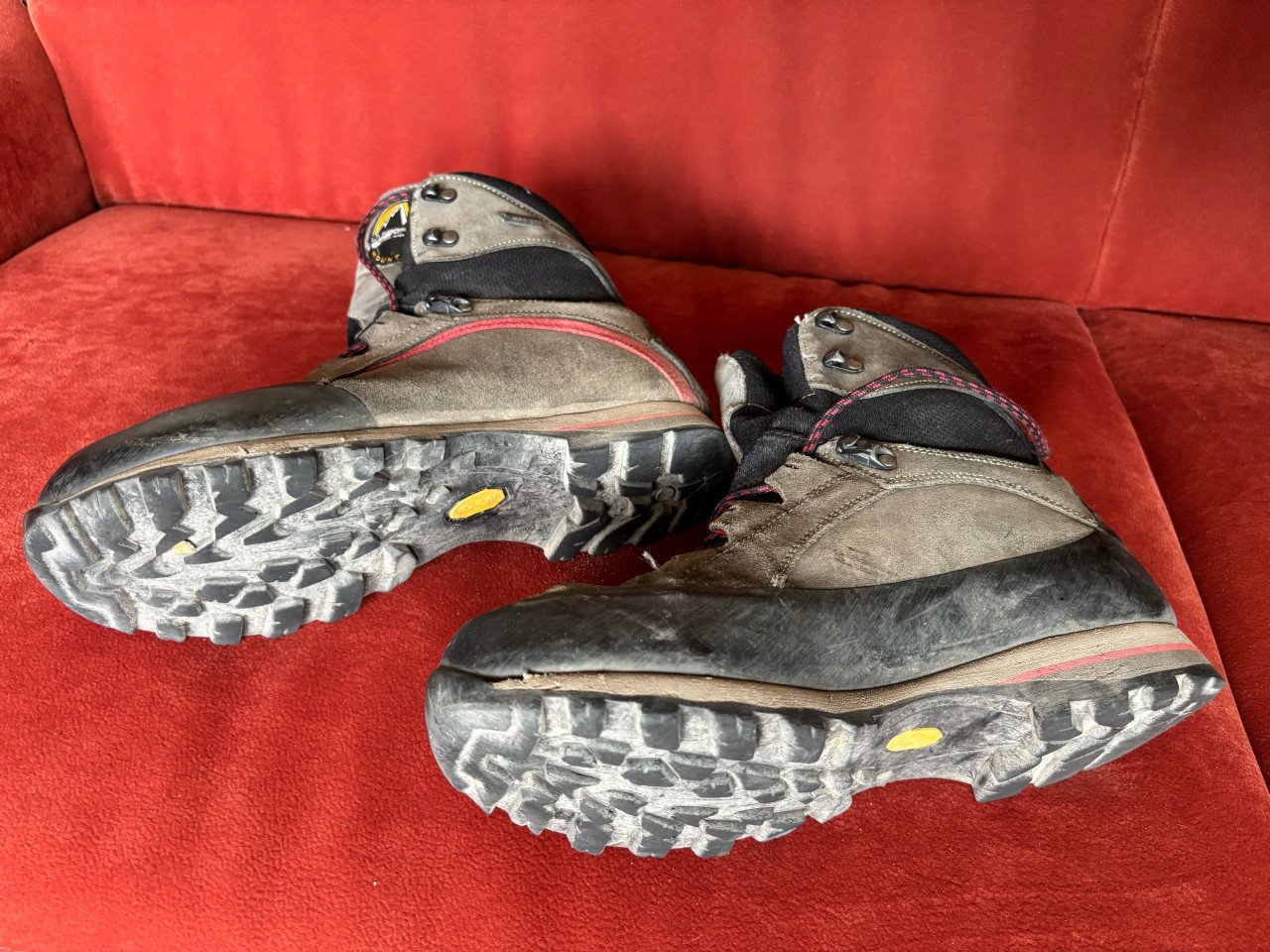 Bergschoenen La Sportiva (mt 43,5)