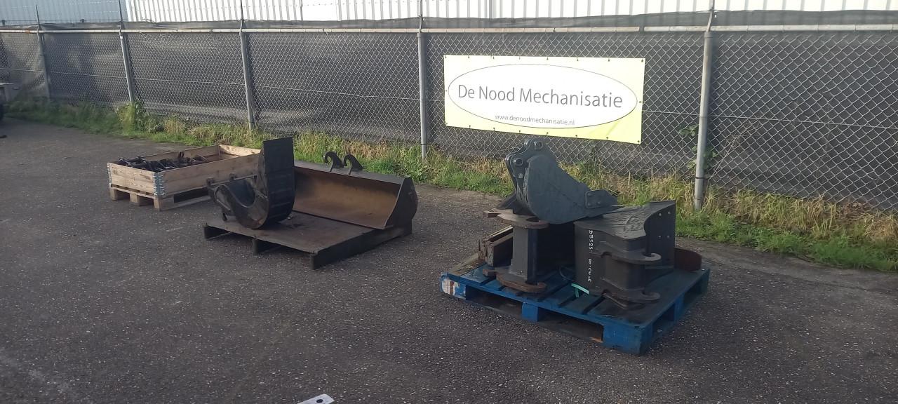 Diverse baken met CW aansluiting.