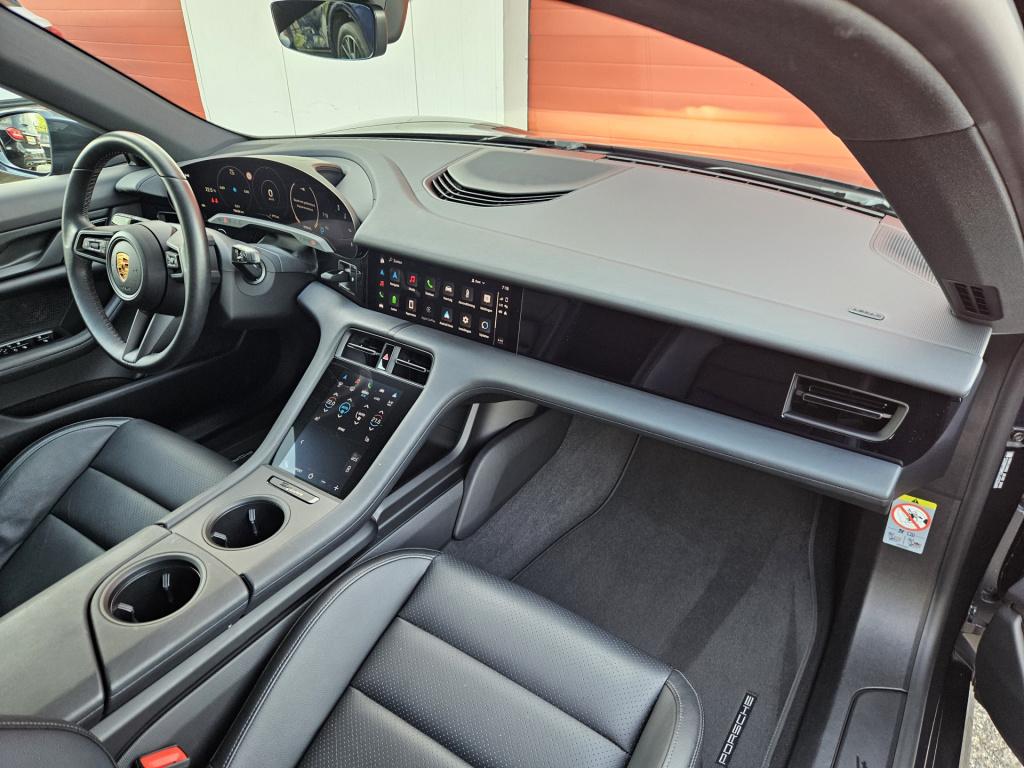 Porsche Taycan cross turismo 4 | pano | dealer onderh. | 93 kwh | rijklaar 