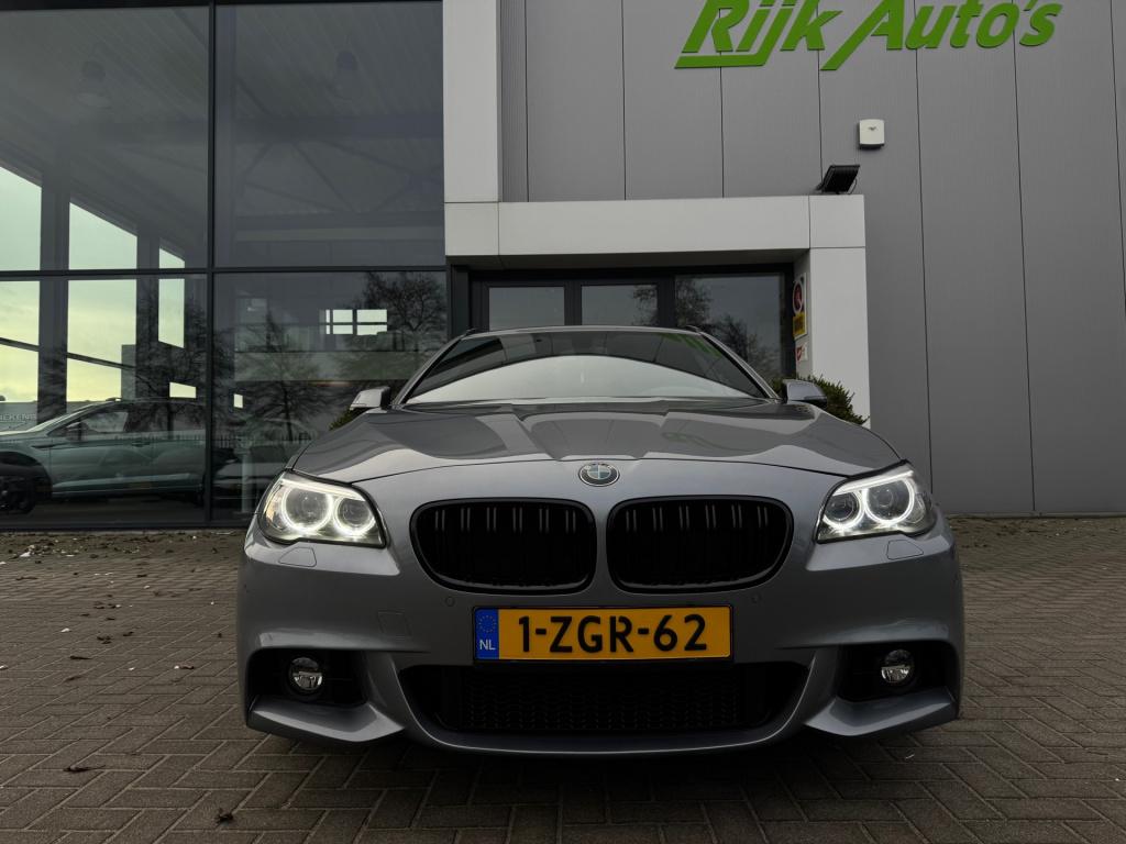 BMW 5 Serie touring 520i executive * m-pakket * navigatie * 20 inch * nap