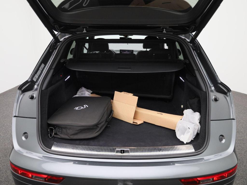 Audi Q5 50 tfsi e s edition | s-line | vlak stuur | automaat | lmv | half l