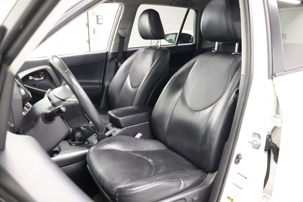 Toyota Rav4 2.0 vvti executive business