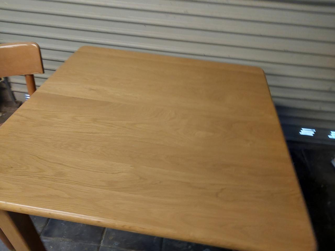 Te koop,Tafel