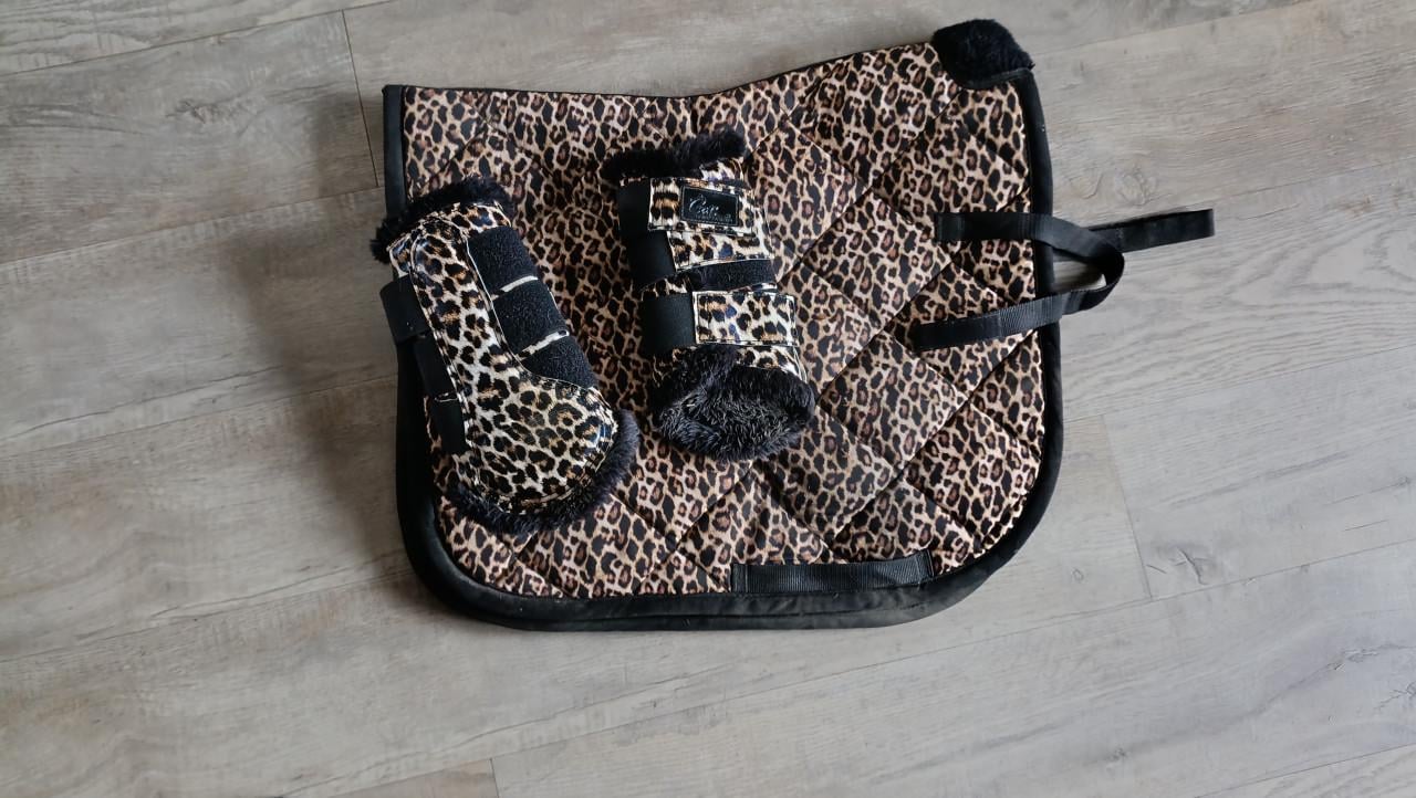 Dekje met beenbeschermers