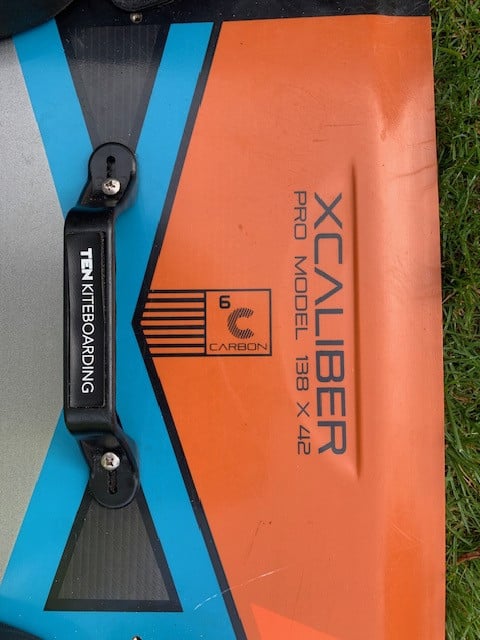 Kiteboard  set : Cabrinha board + 3 PLKB kites + 2 bars + pomp & leash