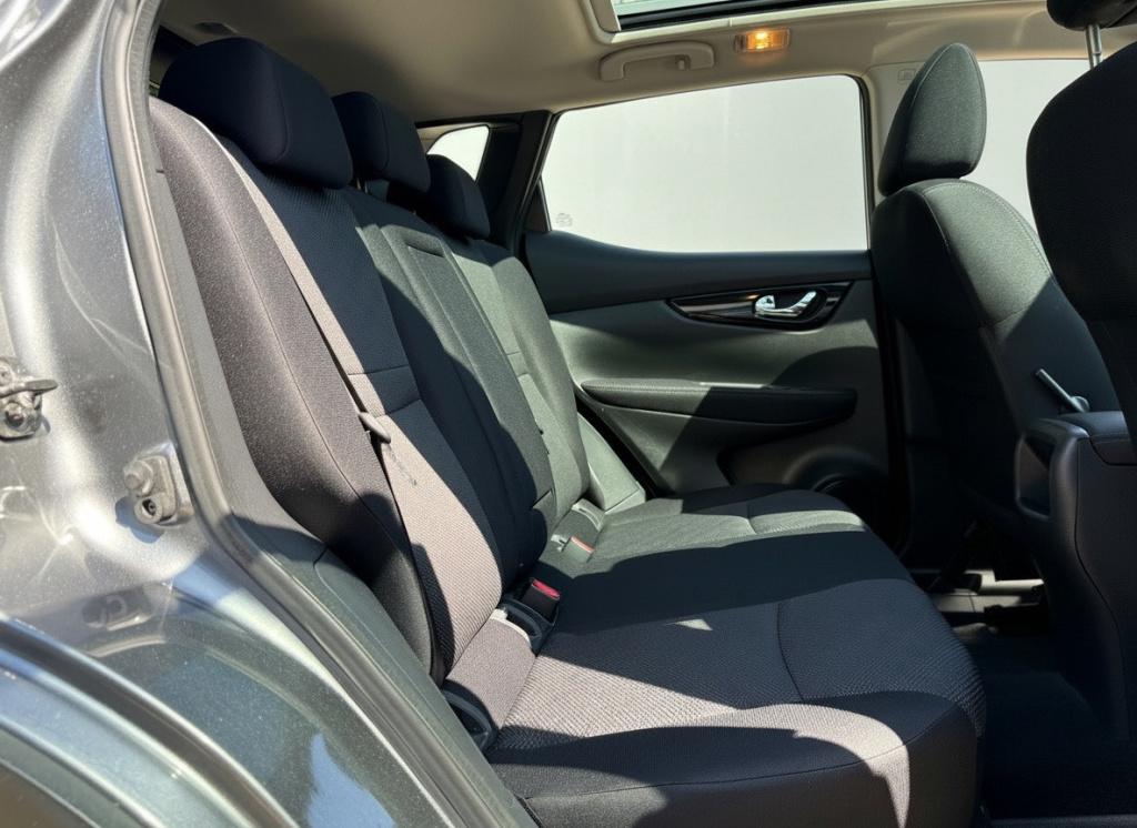 Nissan Qashqai 1.2 connect edition
