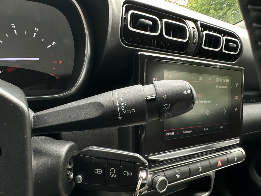 Citroen C3 Aircross 1.2 puretech feel // nieuwe distributie & grote beurt /