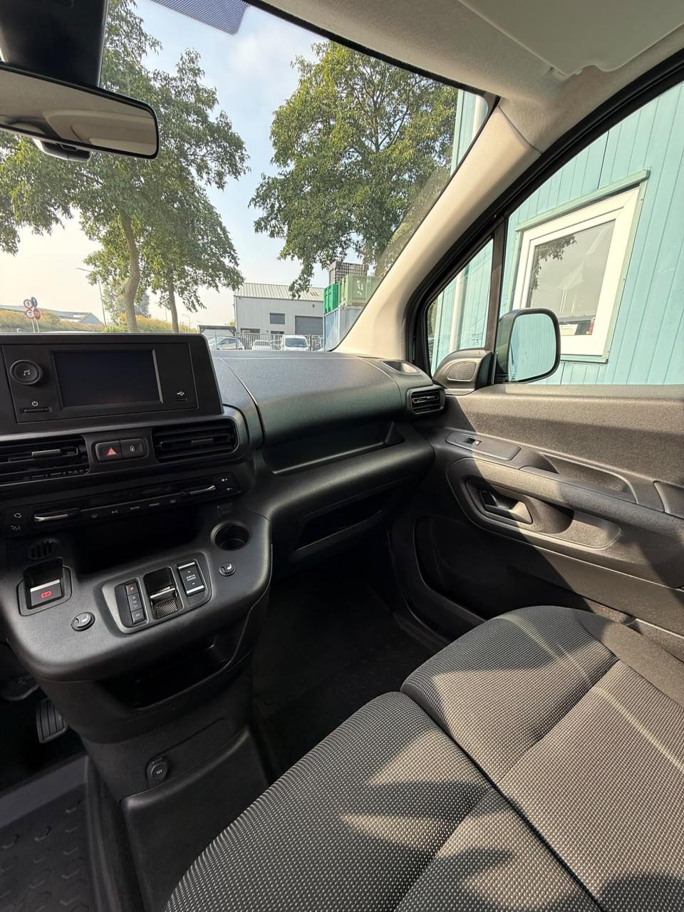 Unieke Citroen Berlingo Automaat 2024