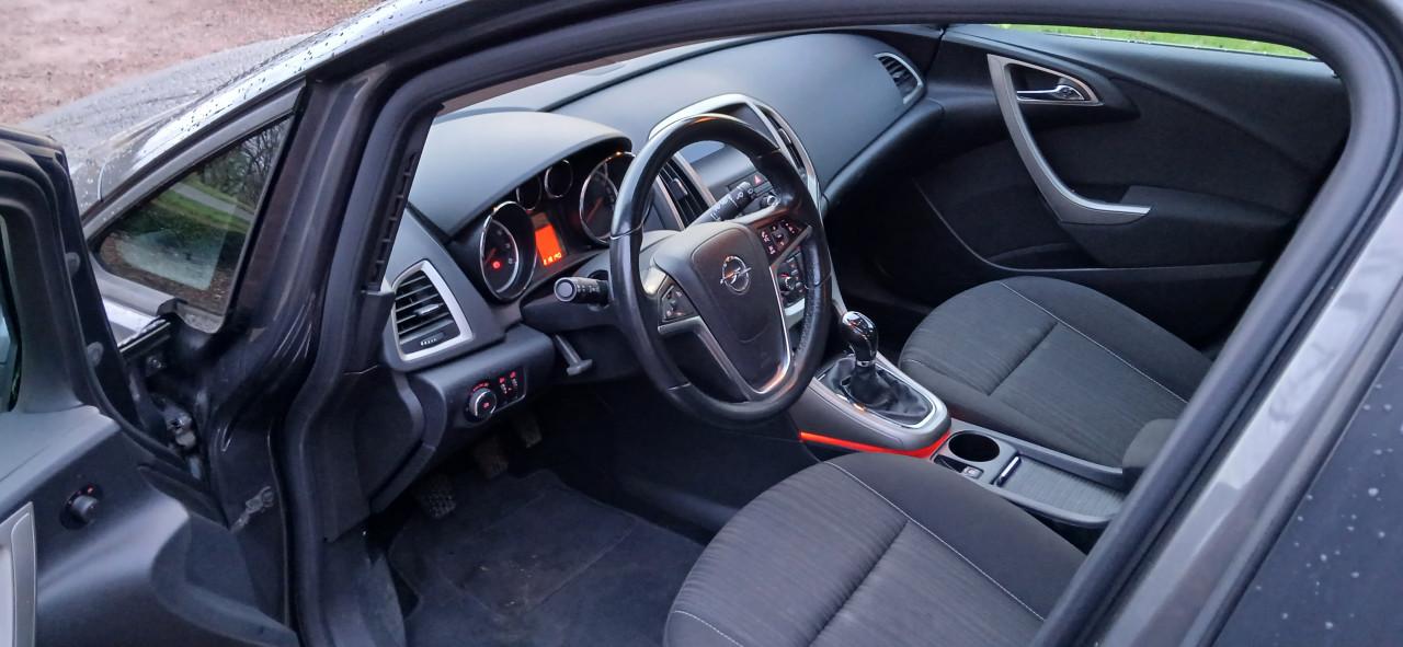 Opel Astra 1.6 bj 2010 5drs trekhaak