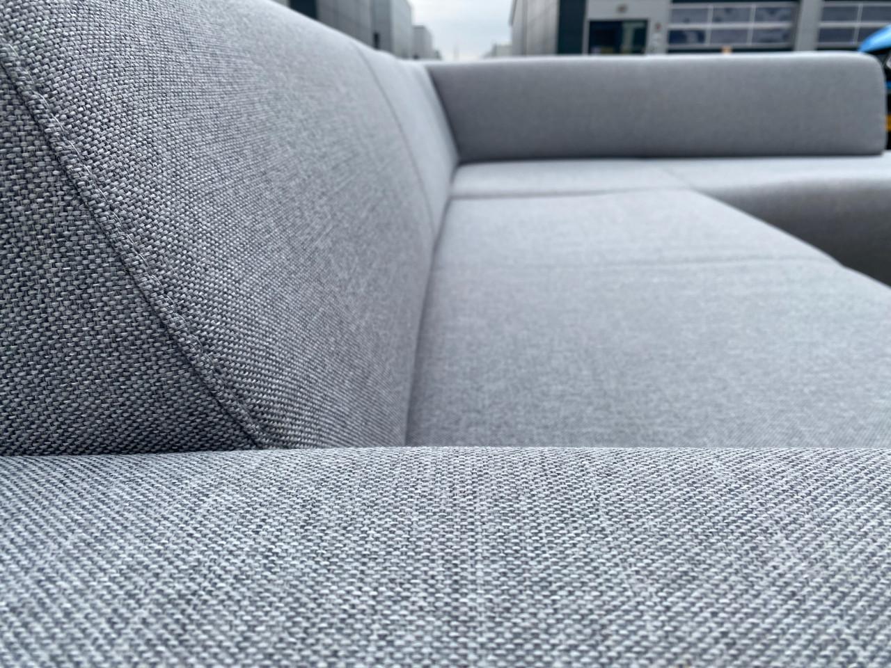 Montel Grijze Stoffen Hoekbank – Ruim loungecomfort – Gratis Levering NL