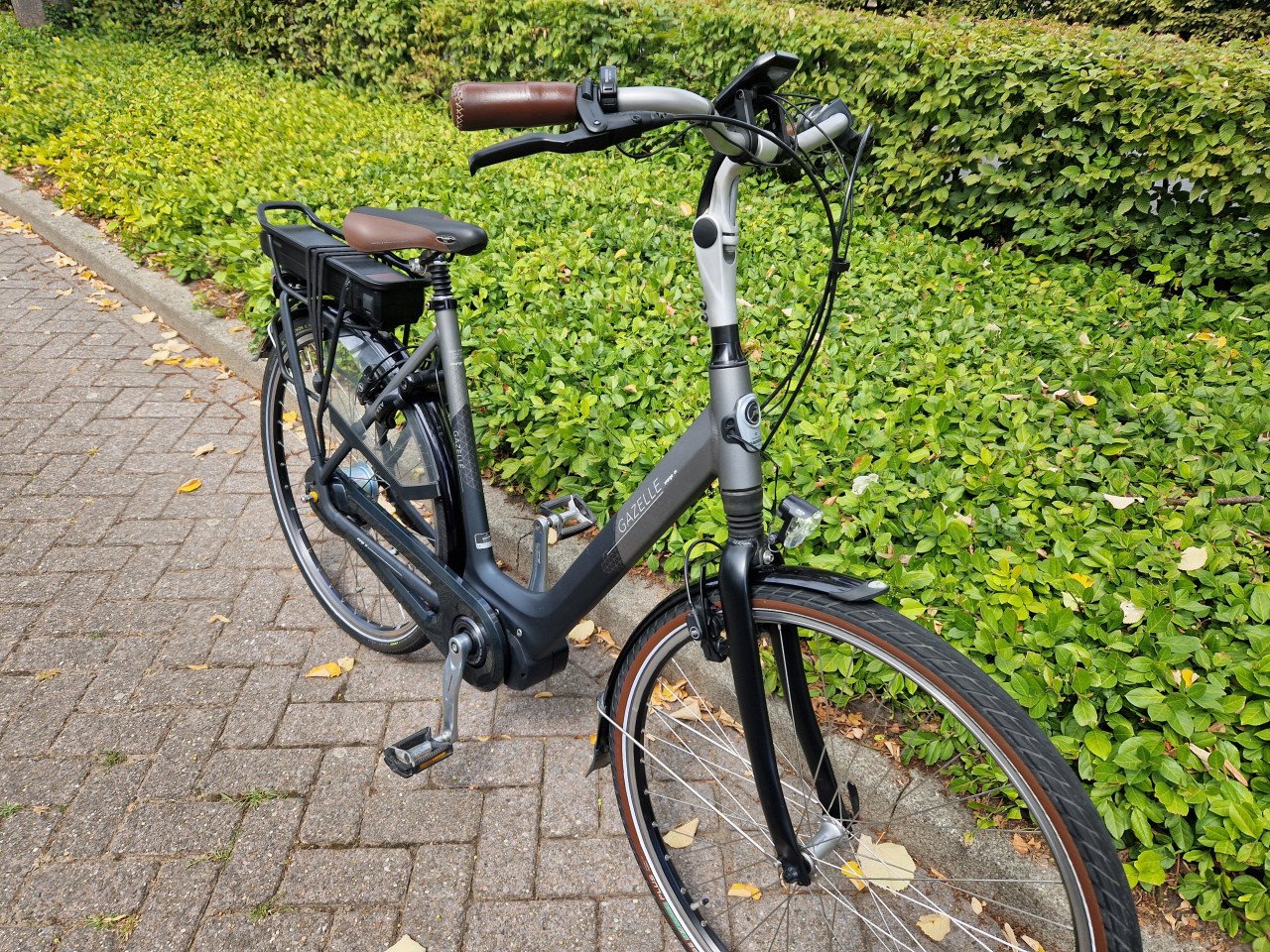 Schitterende Gazelle Orange C8 met Shimano middenmotor