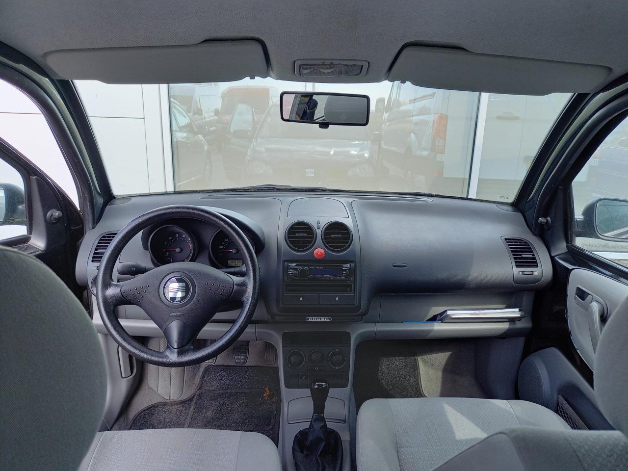 Seat Arosa 1.4 44kw zwart